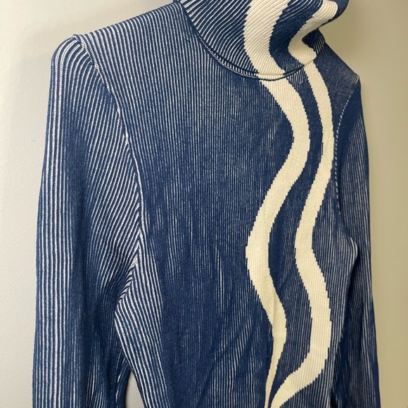 Alp N Rock Navy and Cream Striped Turtleneck Sweater Size Medium Mod Ski - Picture 2 of 9